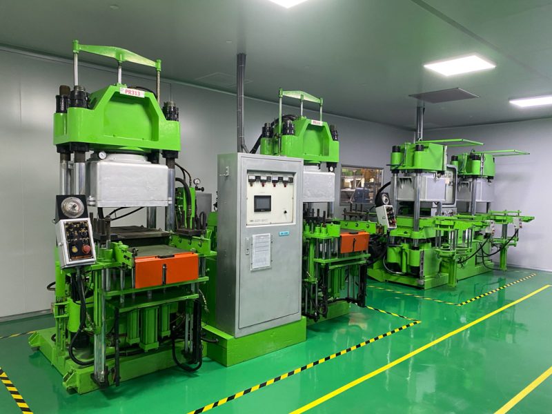 Technical requirements for an ISO Class 8 cleanroom